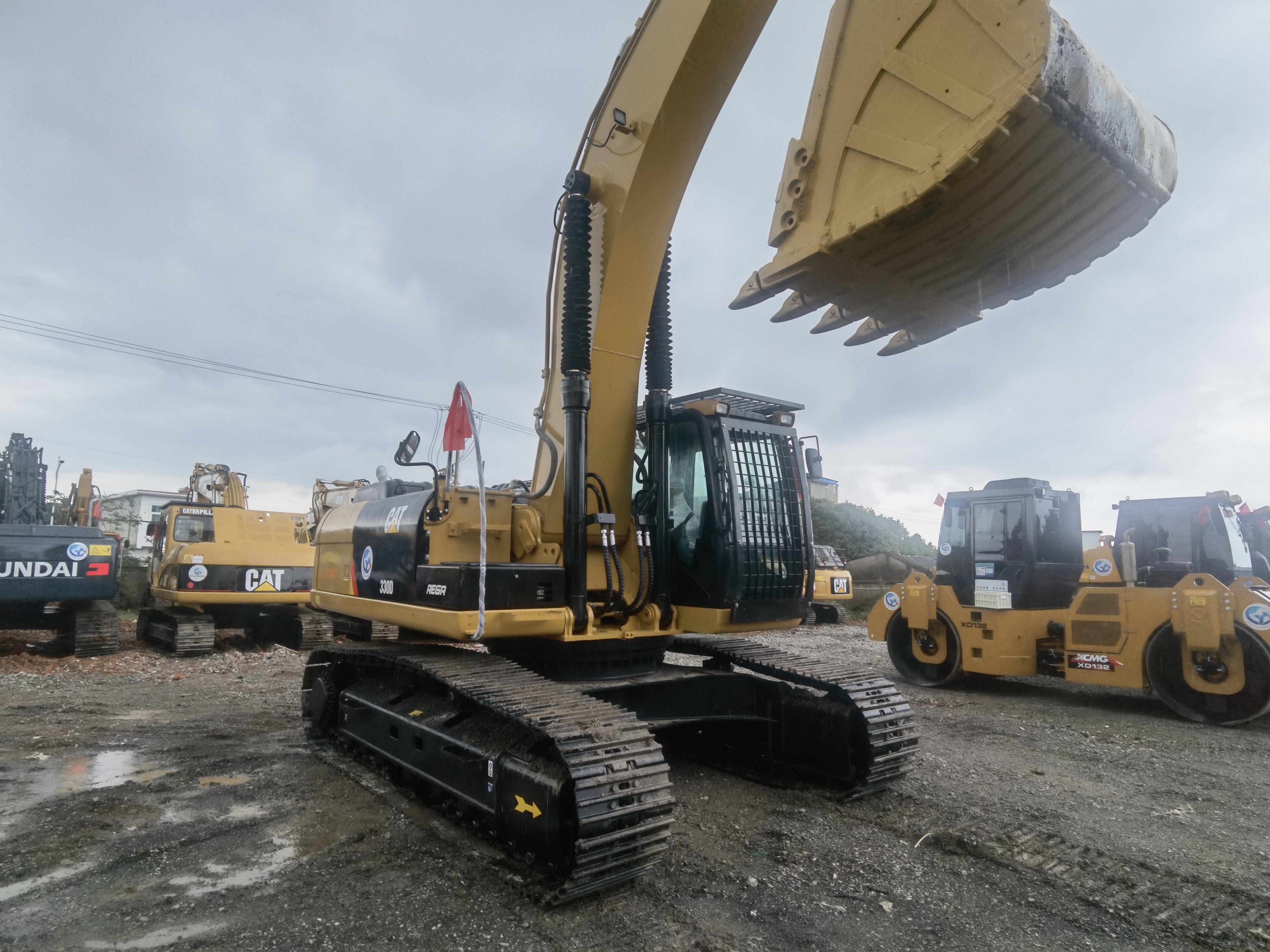 Used Excavator Caterpillar 330D